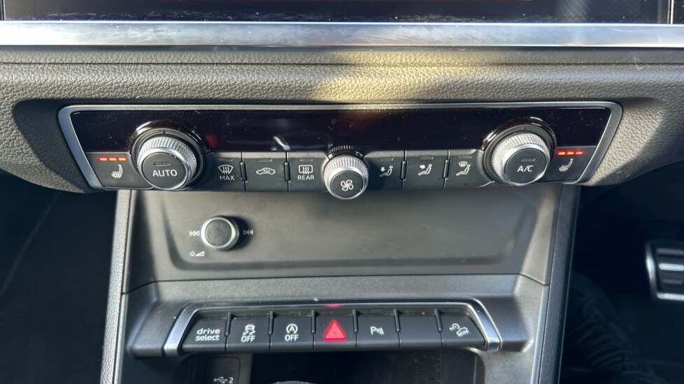 Used Audi Q3 2021 for sale - 77021848: Photo 39