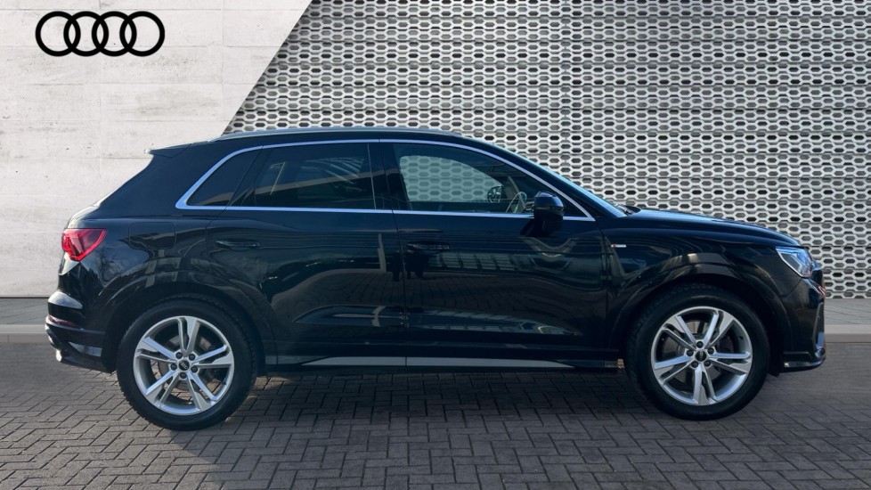 Used Audi Q3 2021 for sale - 77021848: Photo 4