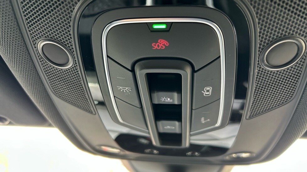 Used Audi e-tron 2021 for sale - 76731442: Photo 50