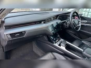 Used Audi e-tron 2019 for sale - 76921655: Photo