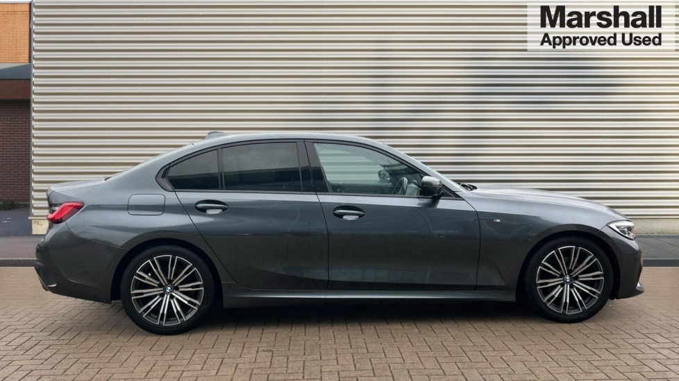 Used BMW 3 Series 2020 for sale - 76684230: Photo 2