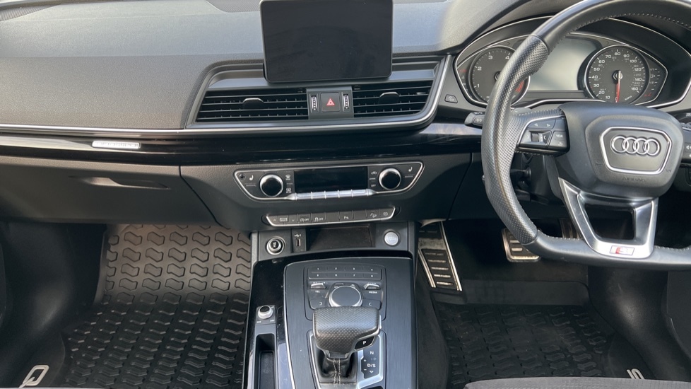 Used Audi Q5 2018 for sale - 76563860: Photo 13