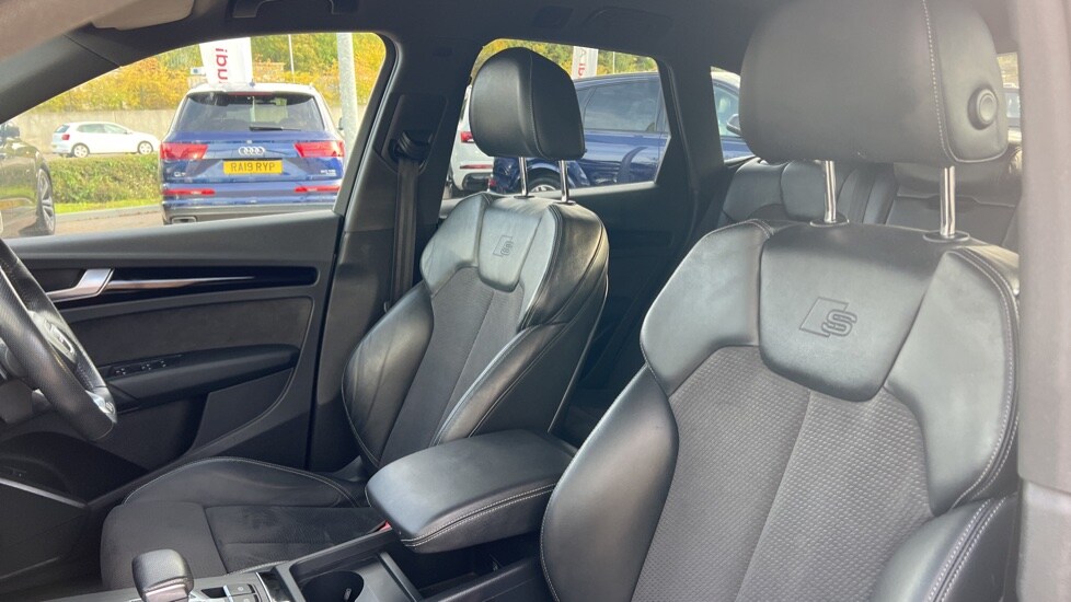 Used Audi Q5 2018 for sale - 76563860: Photo 17