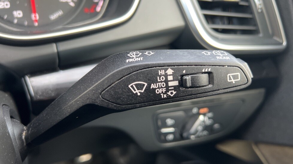 Used Audi Q5 2018 for sale - 76563860: Photo 31