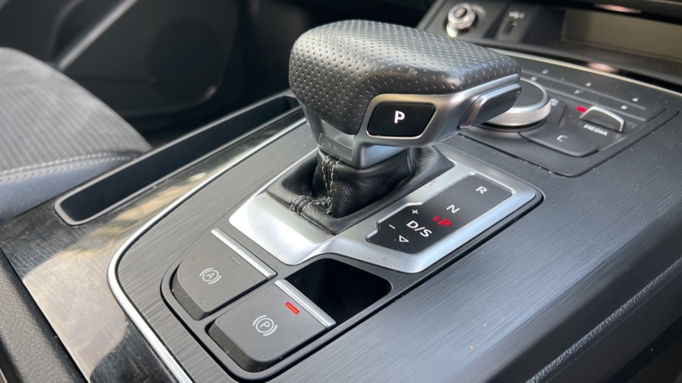 Used Audi Q5 2018 for sale - 76563860: Photo 33