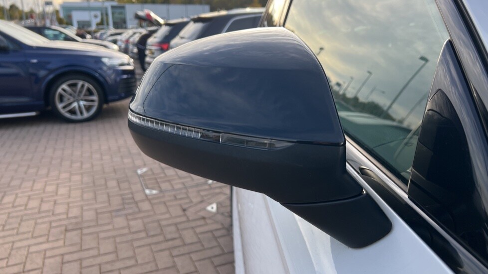 Used Audi Q5 2018 for sale - 76563860: Photo 45