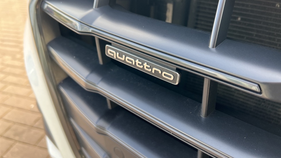 Used Audi Q5 2018 for sale - 76563860: Photo 47