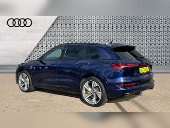 Used Audi e-tron 2021 for sale - 76350831: Photo
