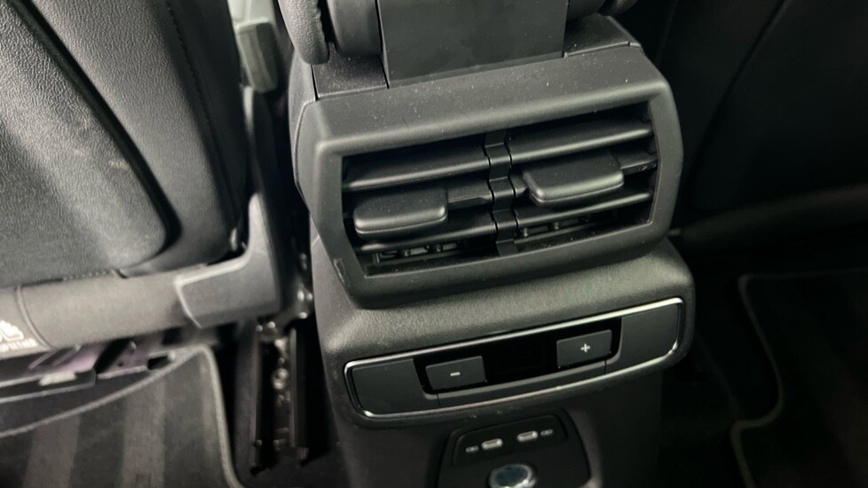 Used Audi Q4 e-tron 2024 for sale - 76731433: Photo 35