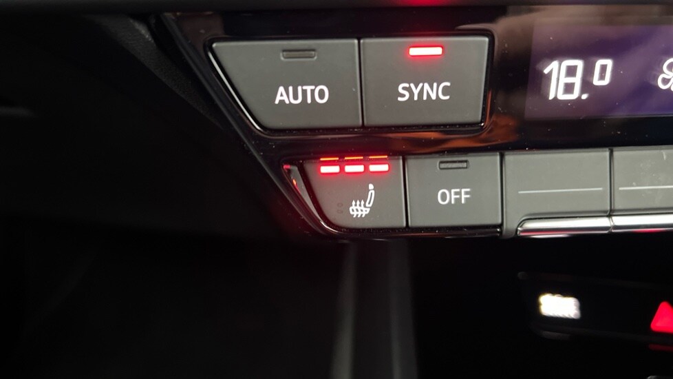 Used Audi Q4 e-tron 2024 for sale - 76731433: Photo 48