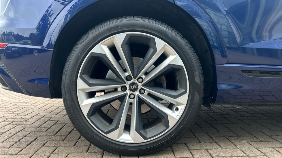 Used Audi Q8 2022 for sale - 76717228: Photo 21