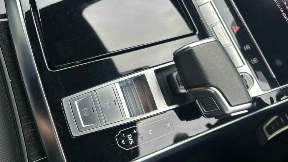 Used Audi Q8 2022 for sale - 76717228: Photo 27