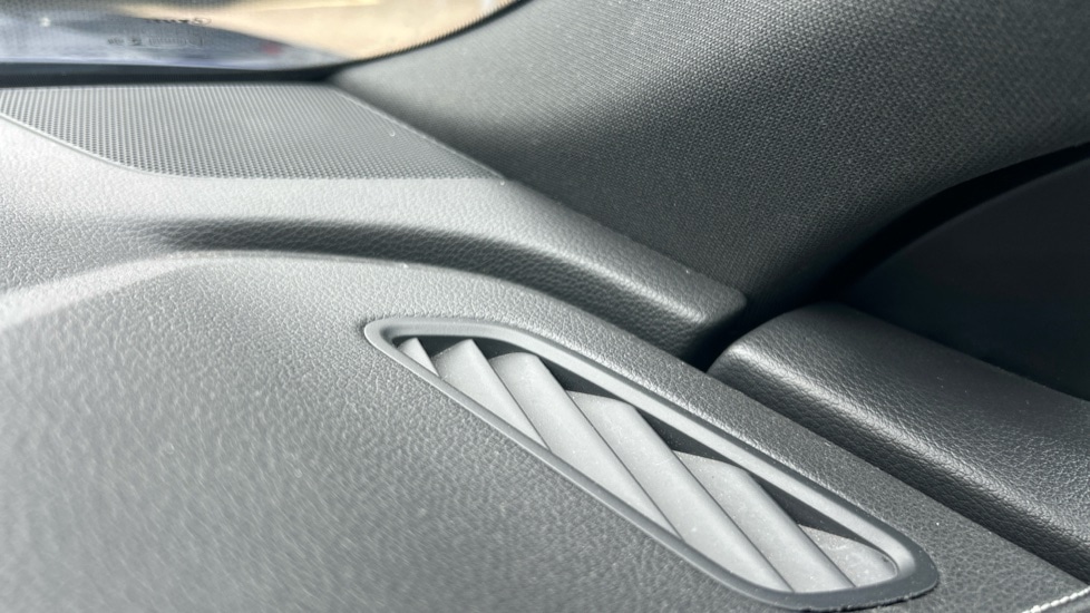 Used Audi Q8 2022 for sale - 76717228: Photo 32