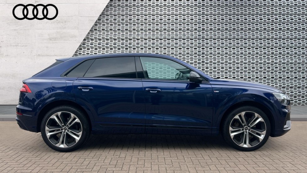 Used Audi Q8 2022 for sale - 76717228: Photo 4