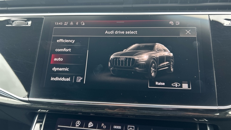 Used Audi Q8 2022 for sale - 76717228: Photo 50