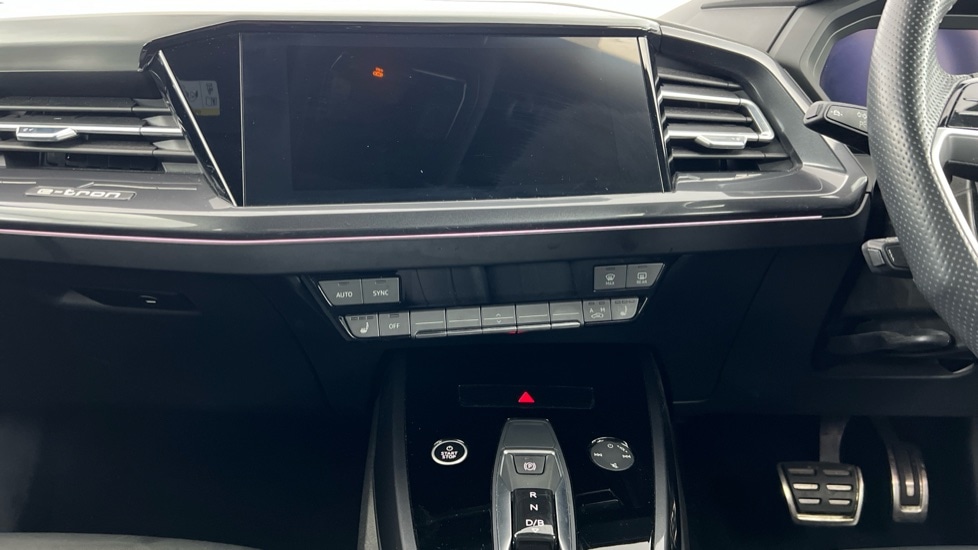Used Audi Q4 e-tron 2021 for sale - 76487489: Photo 13