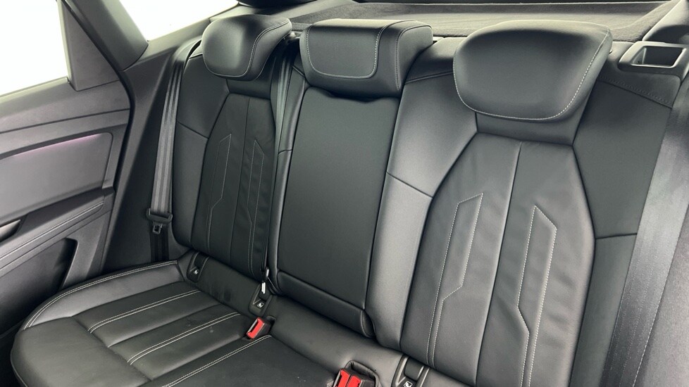 Used Audi Q4 e-tron 2021 for sale - 76487489: Photo 15