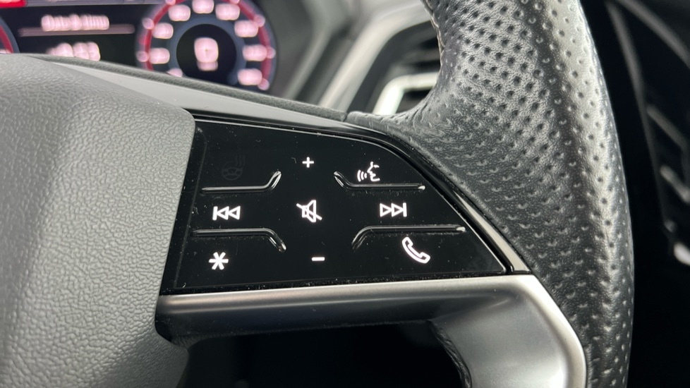 Used Audi Q4 e-tron 2021 for sale - 76487489: Photo 27