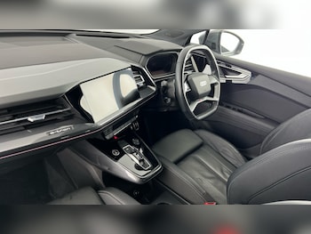 Used Audi Q4 e-tron 2021 for sale - 76487489: Photo