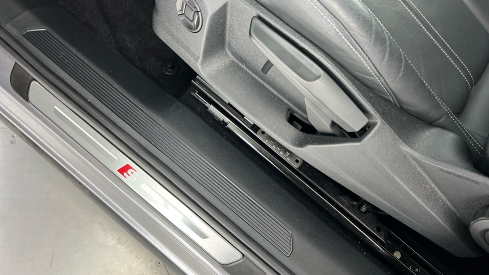 Used Audi Q4 e-tron 2021 for sale - 76487489: Photo 36