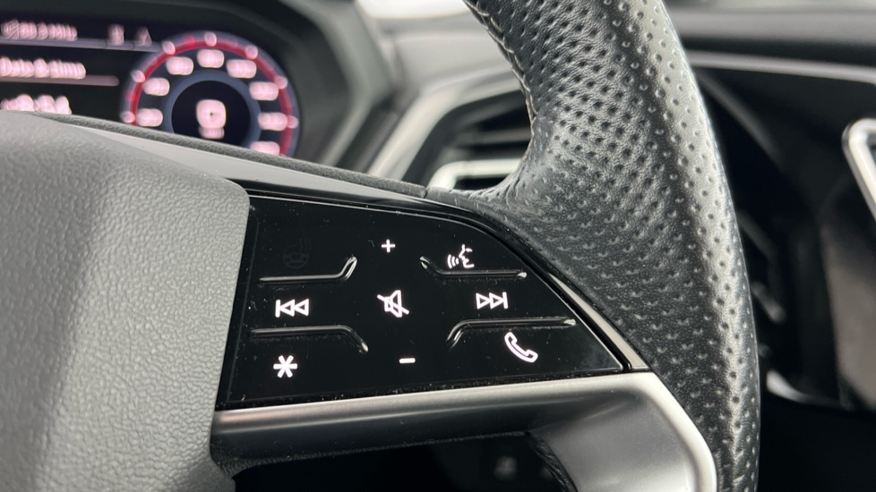 Used Audi Q4 e-tron 2021 for sale - 76487489: Photo 38