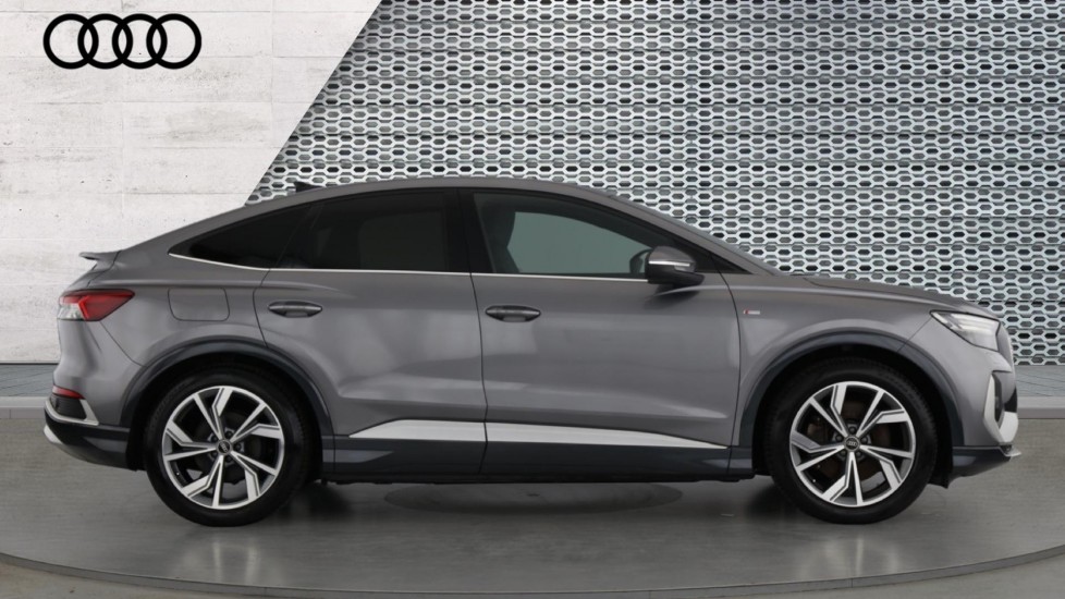 Used Audi Q4 e-tron 2021 for sale - 76487489: Photo 4