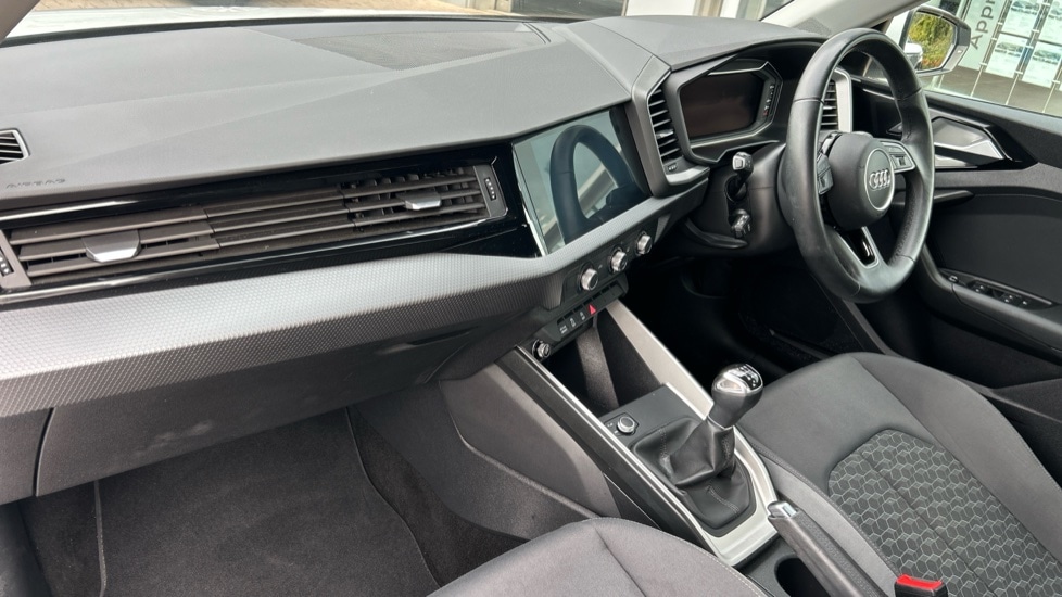 Used Audi A1 2022 for sale - 76112189: Photo 2