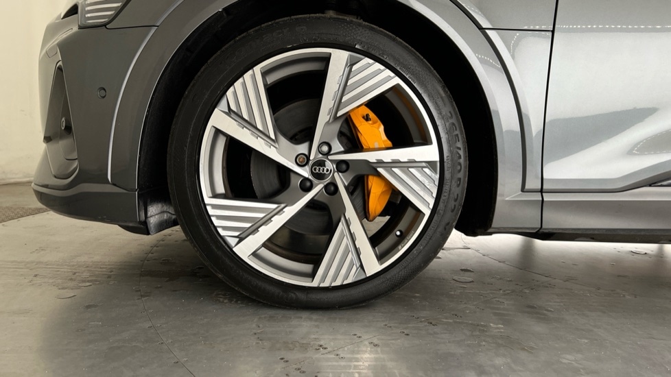 Used Audi e-tron 2021 for sale - 76731471: Photo 21