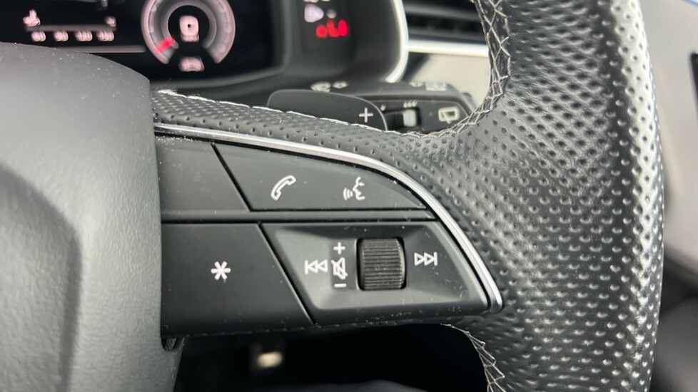 Used Audi Q7 2021 for sale - 76868625: Photo 37