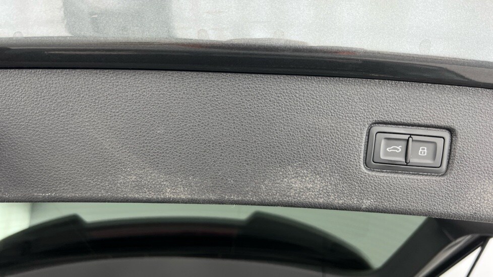 Used Audi Q7 2021 for sale - 76868625: Photo 55