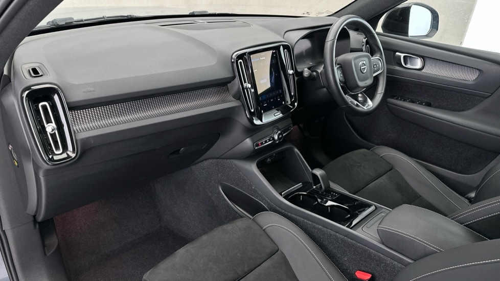 Used Volvo XC40 2021 for sale - 75992970: Photo 10