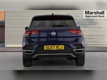 Used Volkswagen T-Roc 2018 for sale - 75544475: Photo