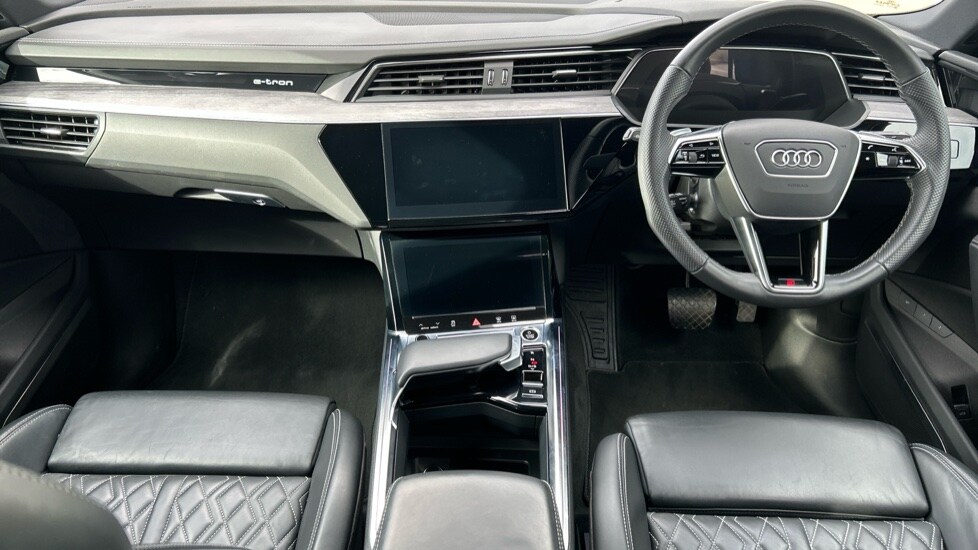 Used Audi e-tron 2021 for sale - 76458900: Photo 12