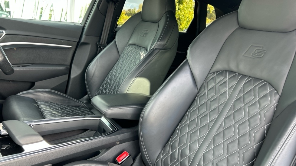 Used Audi e-tron 2021 for sale - 76458900: Photo 17