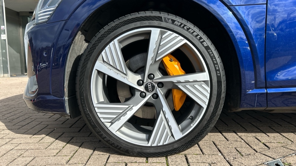 Used Audi e-tron 2021 for sale - 76458900: Photo 5