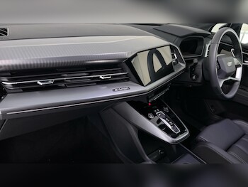 Used Audi Q4 e-tron 2025 for sale - 76384343: Photo