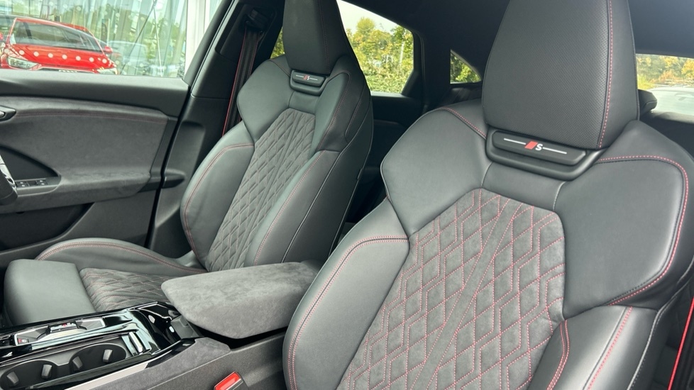 Used Audi Q6 e-tron 2025 for sale - 76415100: Photo 17