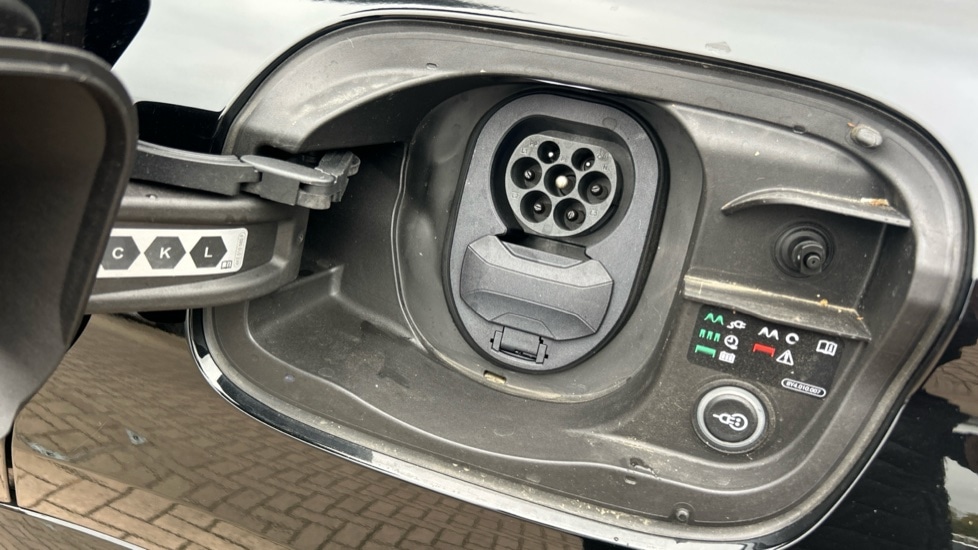 Used Audi Q6 e-tron 2025 for sale - 76415100: Photo 22