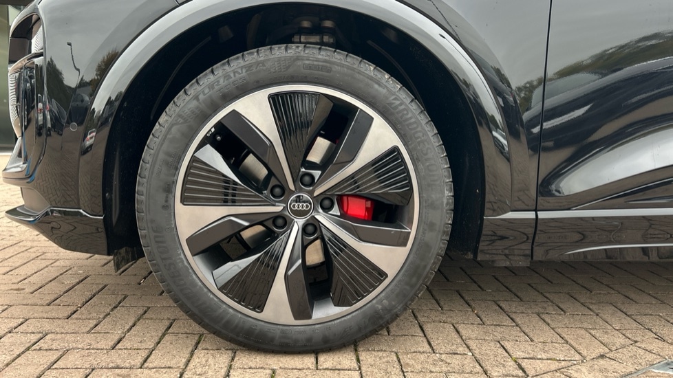 Used Audi Q6 e-tron 2025 for sale - 76415100: Photo 5