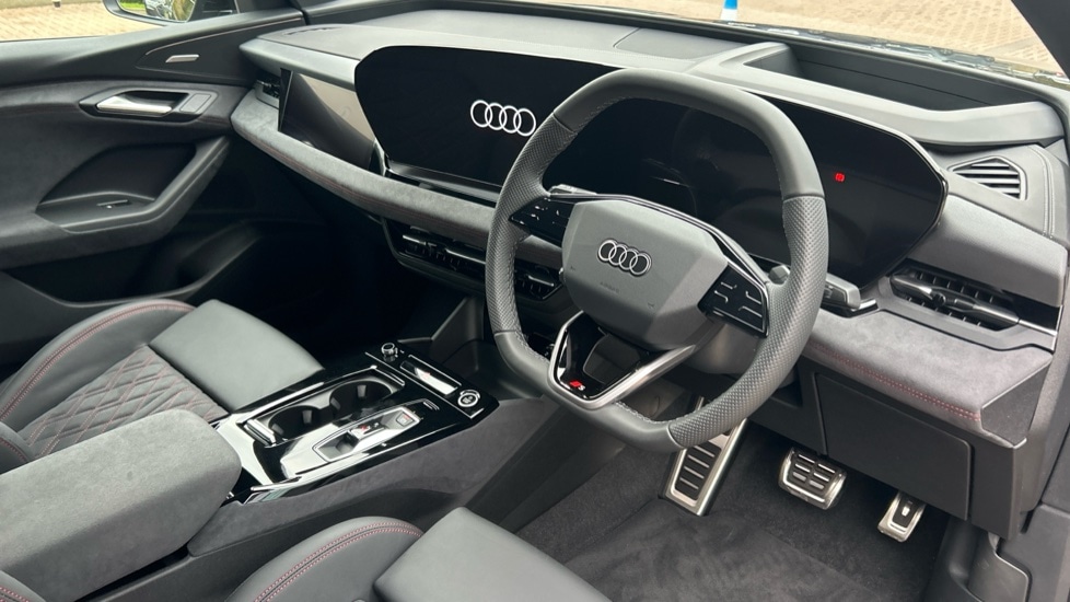 Used Audi Q6 e-tron 2025 for sale - 76415100: Photo 6