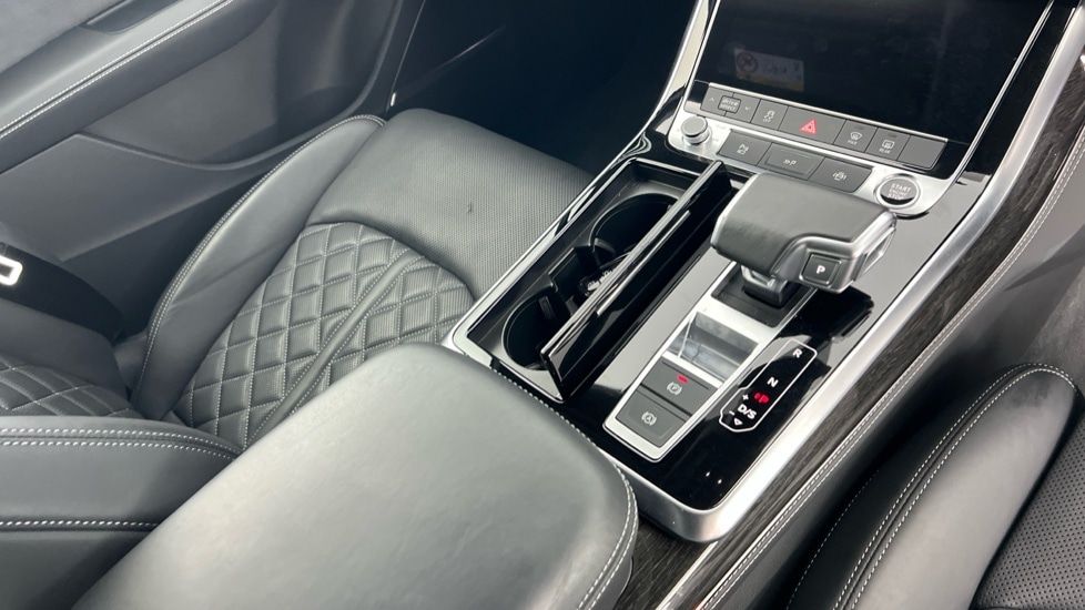 Used Audi Q7 2024 for sale - 76803998: Photo 19