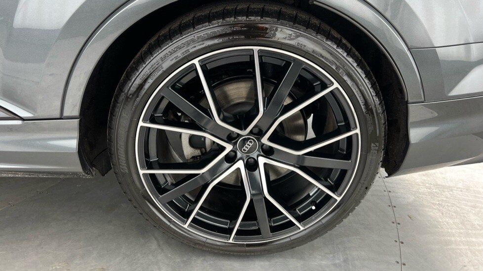 Used Audi Q7 2024 for sale - 76803998: Photo 22