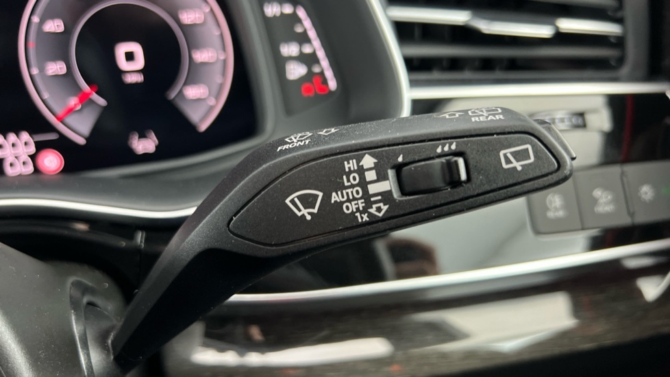 Used Audi Q7 2024 for sale - 76803998: Photo 32