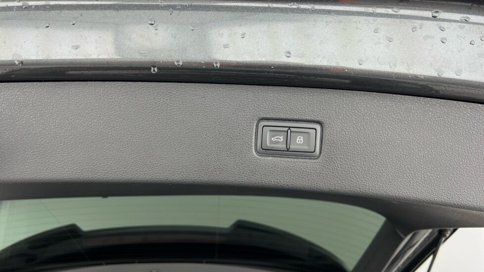 Used Audi Q7 2024 for sale - 76803998: Photo 62