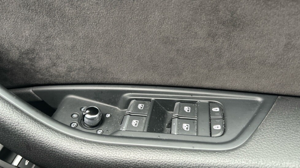 Used Audi A4 2019 for sale - 76966577: Photo 28