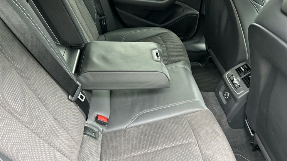 Used Audi A4 2019 for sale - 76966577: Photo 43