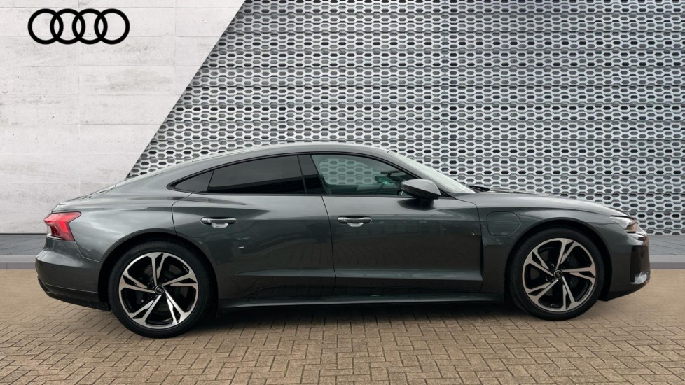 Used Audi e-tron GT 2022 for sale - 76563755: Photo 4