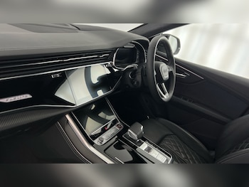Used Audi Q8 2024 for sale - 76788191: Photo