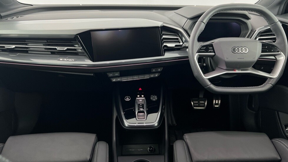 Used Audi Q4 e-tron 2025 for sale - 77043045: Photo 12