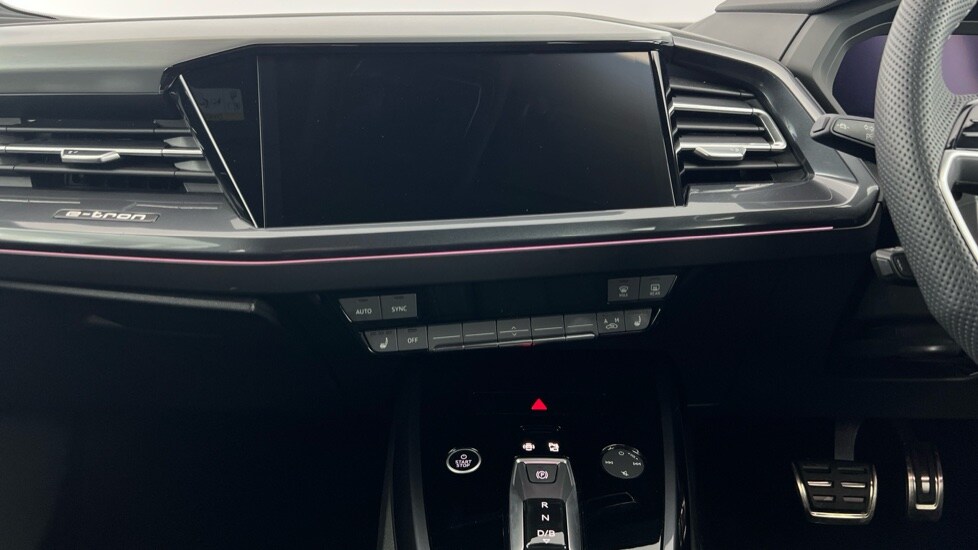 Used Audi Q4 e-tron 2025 for sale - 77043045: Photo 13